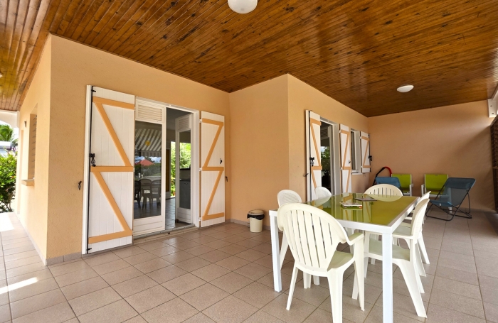 &Agrave; vendre : Superbe villa s&eacute;curis&eacute;e au Cap Chevalier &agrave; SAINTE-ANNE