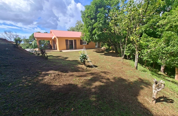 Vente Maison 105.59m&sup2; 4 pi&egrave;ces Schoelcher