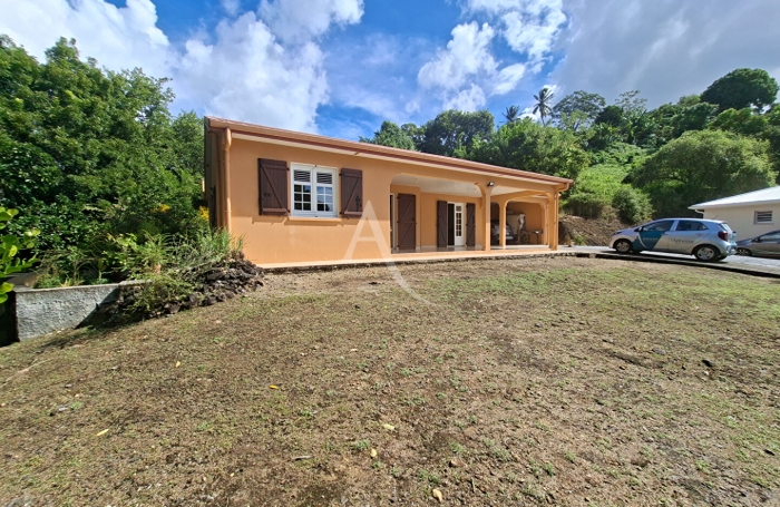Vente Maison 105.59m&sup2; 4 pi&egrave;ces Schoelcher