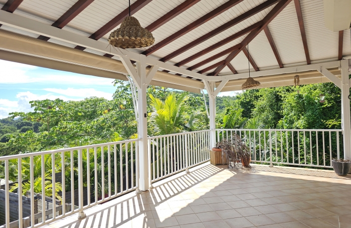 VILLA  T3 AVEC PISCINE + T2 INDEPENDANT