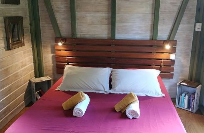 Ensemble 4 habitations + 4 piscines - Terrain 4845m2 - RIVIERE PILOTE