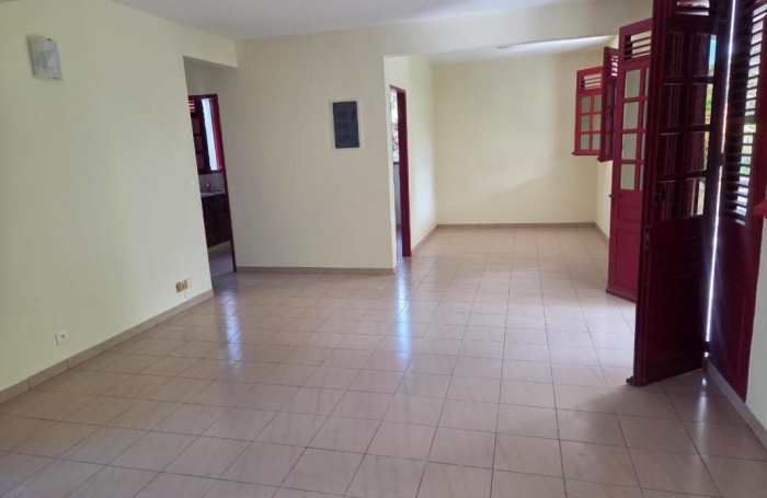 Location Maison 91.81m&sup2; 4 pièces Saint-Esprit