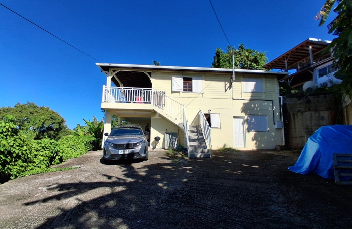 Vente Maison 199.82m&sup2; 8 pi&egrave;ces La Trinit&eacute;