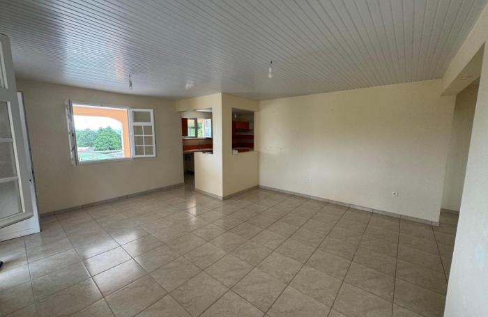 Location Appartement 100.04m&sup2; 4 pièces Le Lamentin