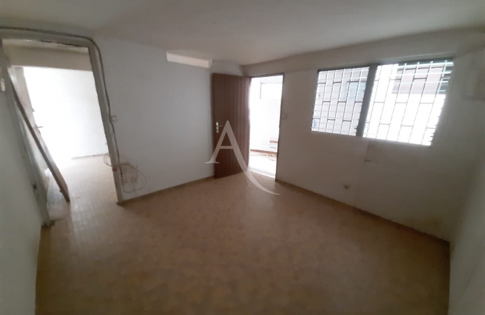 Vente Immeuble 210m&sup2; 9 pi&egrave;ces Fort de france