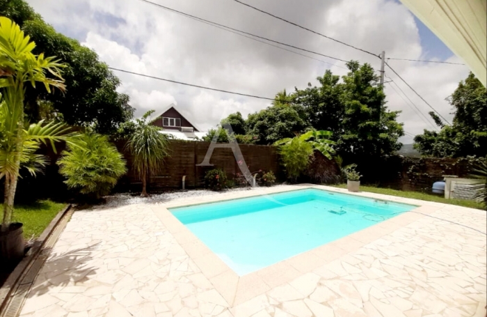 Vente Maison 137m&sup2; 4 pi&egrave;ces Le Lamentin