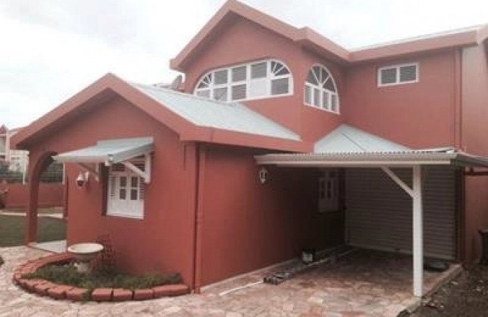 Location Maison 165m&sup2; 5 pièces Le Robert