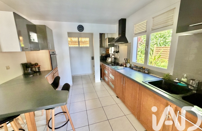 Vente Maison 95m&sup2; 5 pièces Sainte Marie
