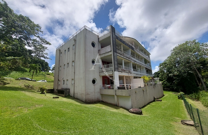 Vente Appartement 86.95m&sup2; 4 pi&egrave;ces Le Robert