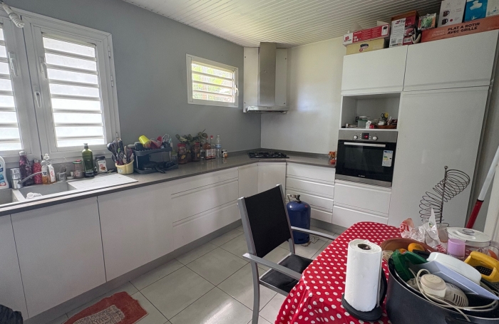 Maison r&eacute;cente de plain-pied - lou&eacute;e non meubl&eacute;- Le Robert