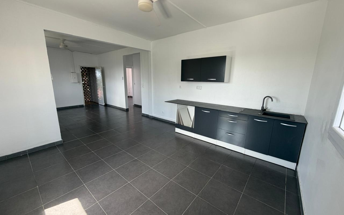 Cluny Appartement T3 &ndash; 62 m&sup2; &ndash; Terrasse &ndash; Parking -950&euro;/mois