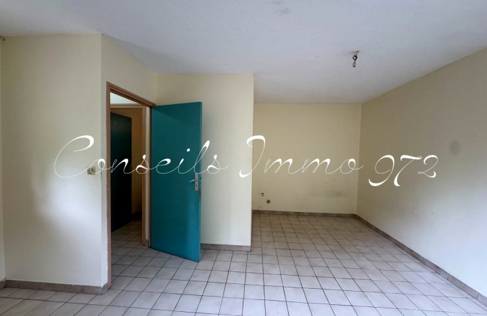 &Agrave; louer   Appartement T2 avec balcon   Terreville - Sch&oelig;lcher