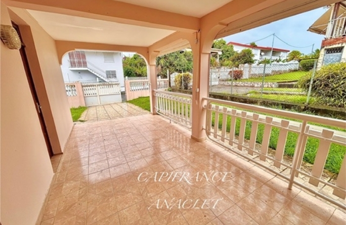 Location Maison 135m&sup2; 7 pièces Le Lamentin