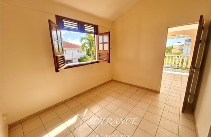 Location Maison 135m&sup2; 7 pièces Le Lamentin