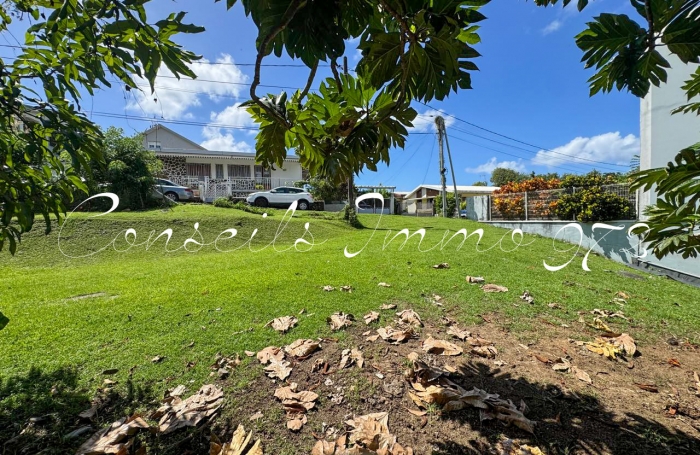 Terrain &agrave; Sch&oelig;lcher - Petit par la taille, grand par le potentiel &agrave; Plateau Fofo