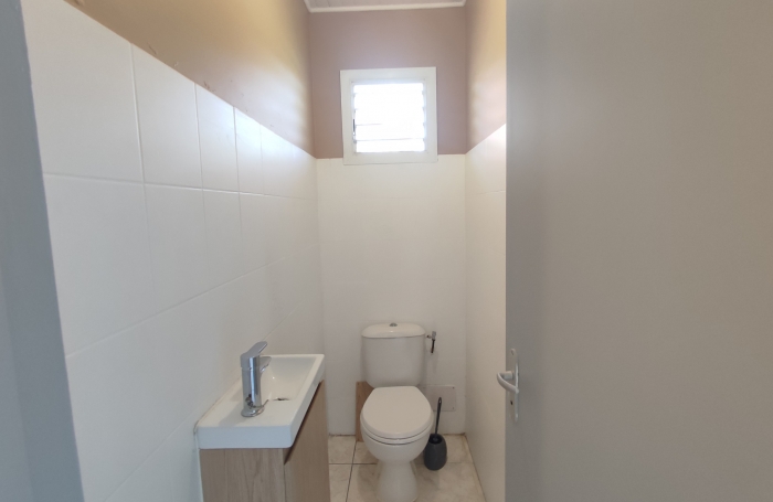 MAISON T4 DE PLAIN PIED QUARTIER MANSARDE