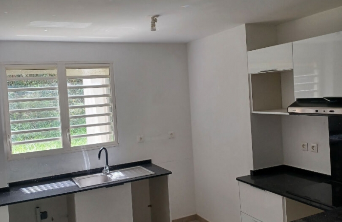 Location Appartement 59.2m&sup2; 3 pi&egrave;ces Case-Pilote