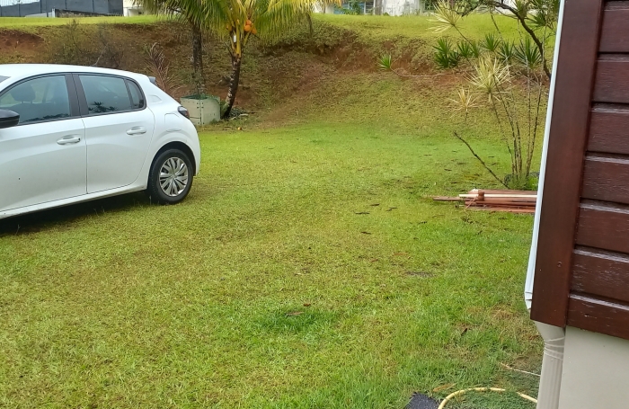 Villa d'exception nich&eacute;e dans la nature