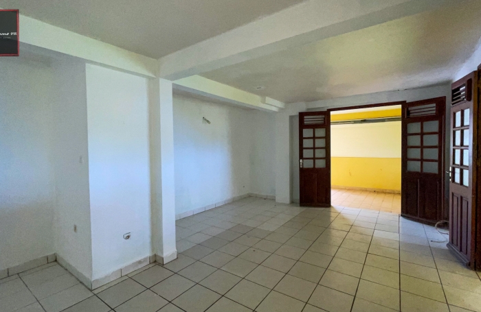 Appartement T4 avec Vue Imprenable sur la Baie   Le Marin