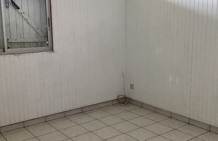 Location Appartement 68m&sup2; 3 pi&egrave;ces Saint-Joseph