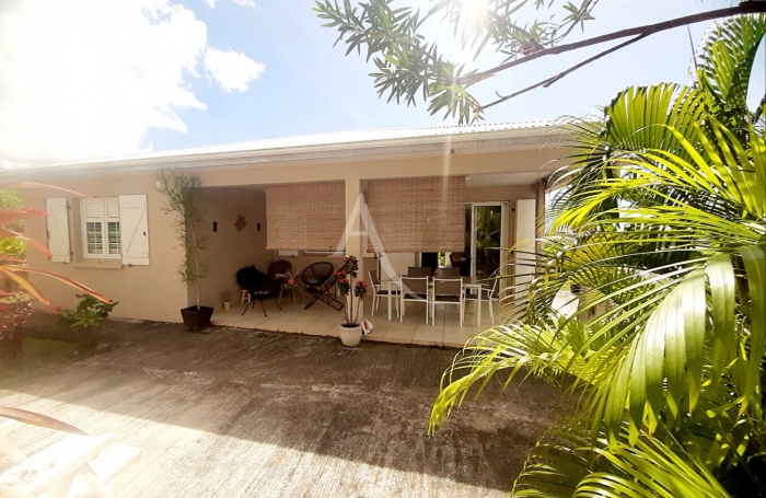 Vente Maison 88m&sup2; 4 pi&egrave;ces Rivi&egrave;re Sal&eacute;e