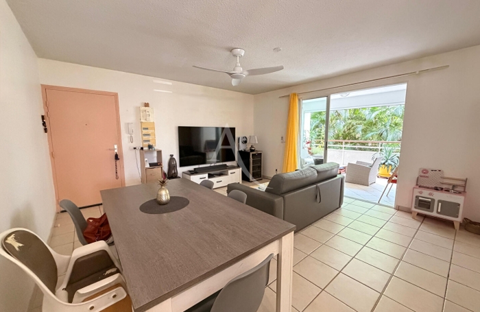 Vente Appartement 72.29m&sup2; 3 pi&egrave;ces Ducos