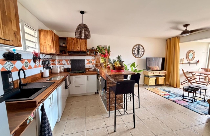 Vente Appartement 64.51m&sup2; 3 pi&egrave;ces Ducos