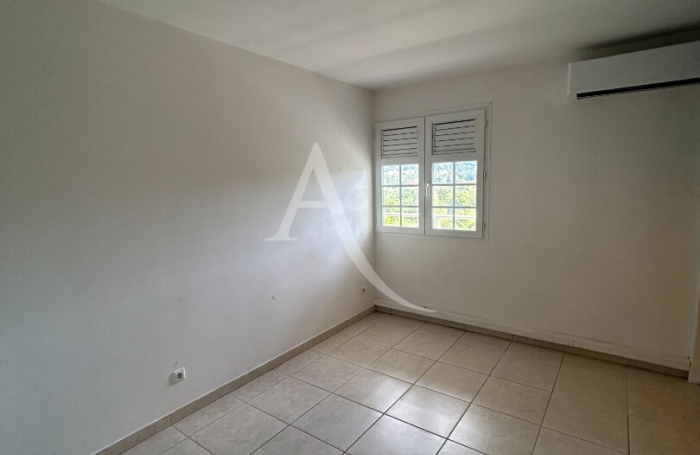 Vente Appartement 64.88m&sup2; 3 pi&egrave;ces Ducos