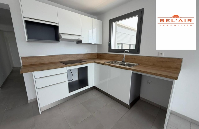 Location Appartement 82.12m&sup2; 3 pièces Fort de france