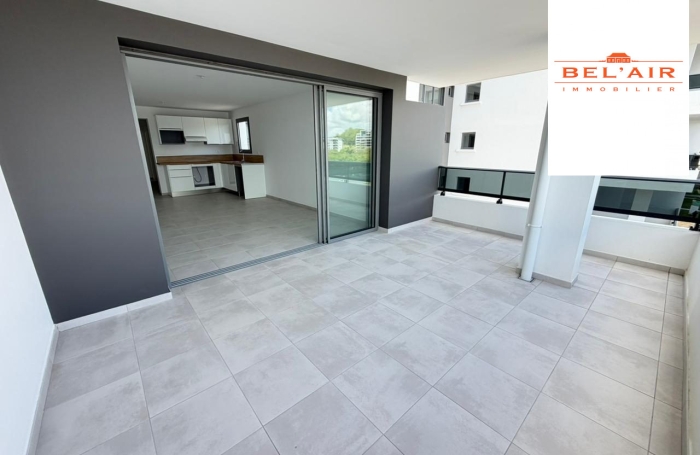 Location Appartement 82.12m&sup2; 3 pièces Fort de france