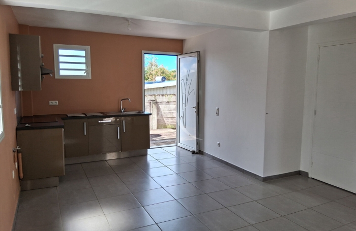 Location Appartement 38.71m&sup2; 2 pi&egrave;ces Rivi&egrave;re Sal&eacute;e