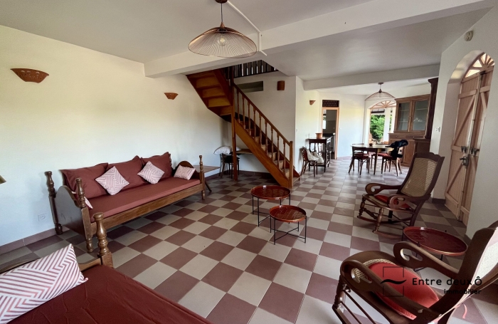 Location Maison 140.00m&sup2; 7 pièces Les Trois Ilets