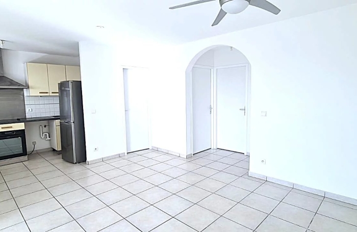 Vente Appartement 51.15m&sup2; 3 pièces Fort de france