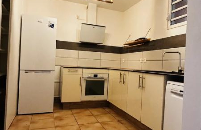 Vente Appartement 43.7m&sup2; 2 pièces Fort de france