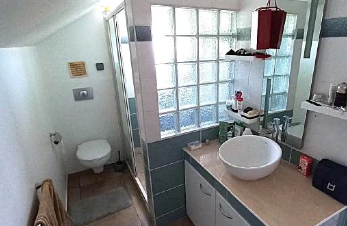 Vente Appartement 124.23m&sup2; 4 pièces Fort de france