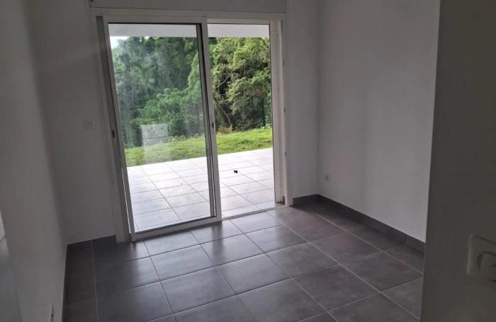 Location Appartement 88.9m&sup2; 4 pièces Fort de france