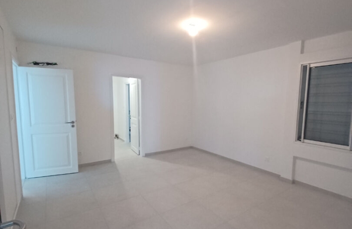 Location Appartement 170m&sup2; 5 pi&egrave;ces Schoelcher