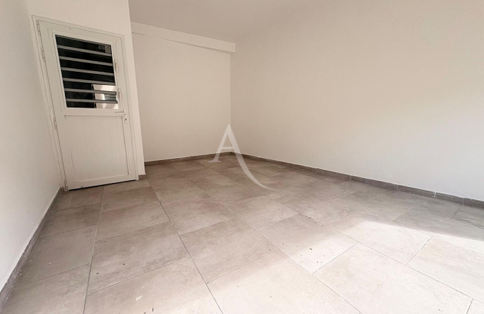 Location Appartement 42.89m&sup2; 2 pi&egrave;ces Saint-Esprit