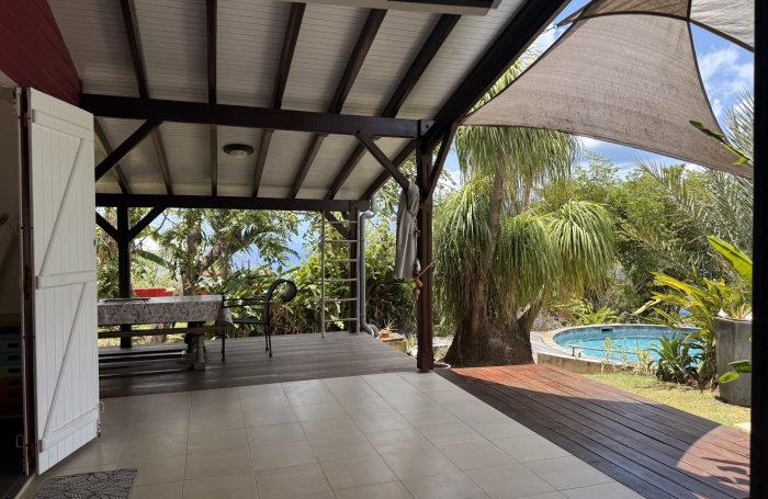 Villa T5 meubl&eacute;e avec piscine vue mer - SCHOELCHER