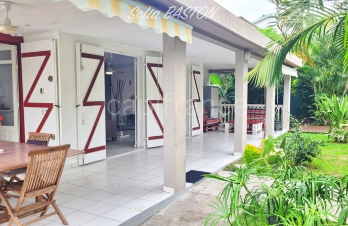 Vente Maison 210m&sup2; 9 pièces Les Trois Ilets