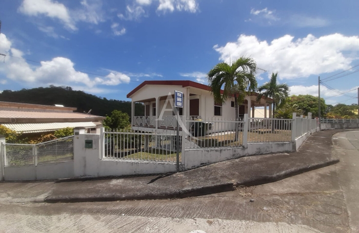 Location Maison 89.54m&sup2; 4 pi&egrave;ces Le Carbet