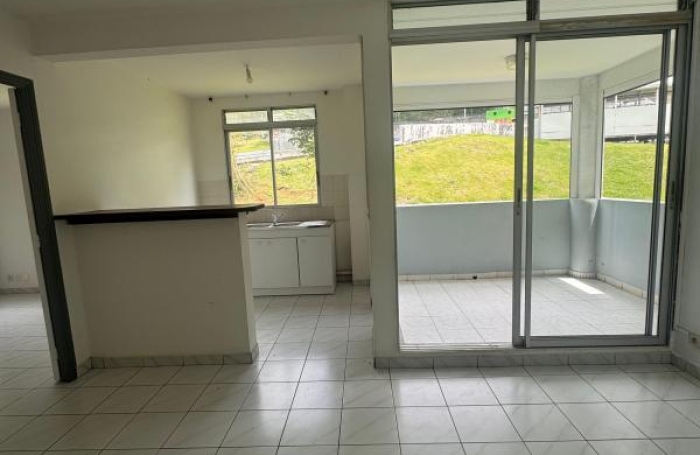 Vente Appartement 32.93m&sup2; 3 pièces Fort de france