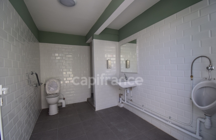 Location Bureaux 20m&sup2; 1 pièce Ducos
