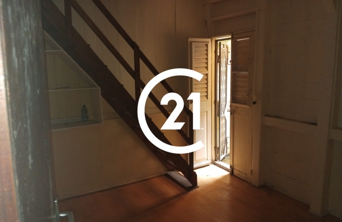 Vente Maison 104.00m&sup2; 4 pièces Fort de france