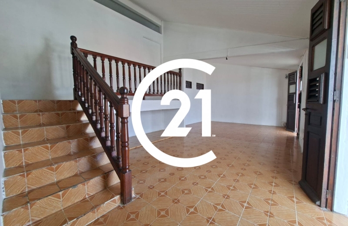Location Maison 80.00m&sup2; 4 pièces Case-Pilote