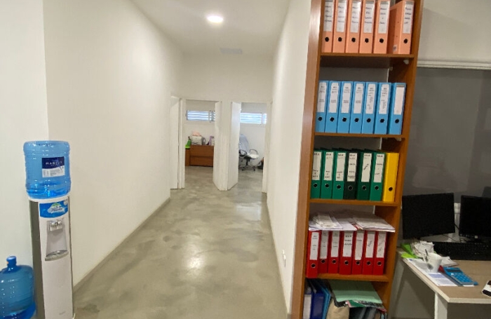 Location Entrepot 300m&sup2; Fort de france