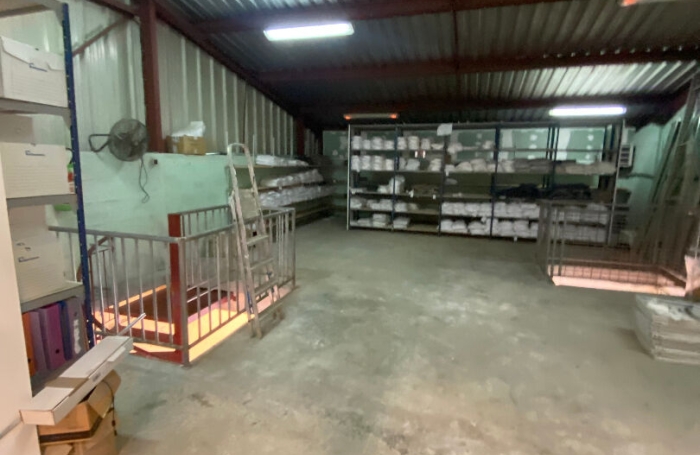 Location Entrepot 300m&sup2; Fort de france