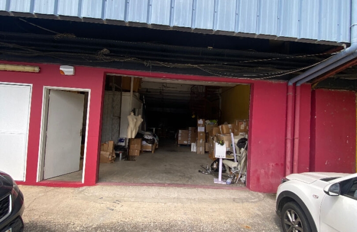 Location Entrepot 300m&sup2; Fort de france
