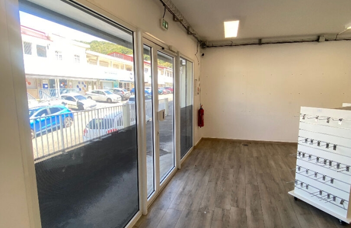 Location Local commercial 85m&sup2; Le Marin