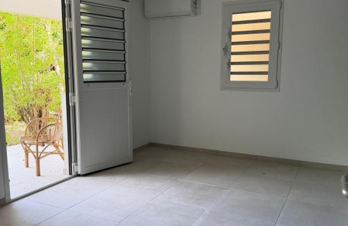Location Appartement 43.96m&sup2; 2 pièces Case-Pilote